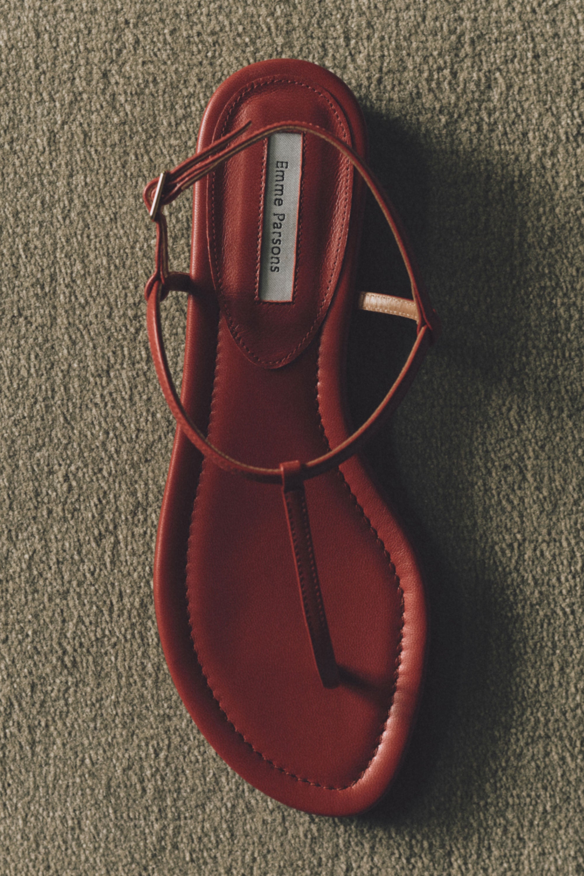Cecilia in Carmen Red Nappa