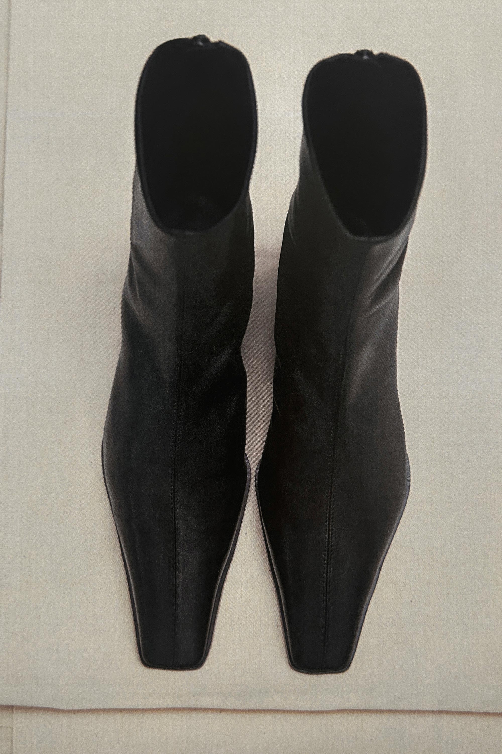 Minori Boot in Black Nappa