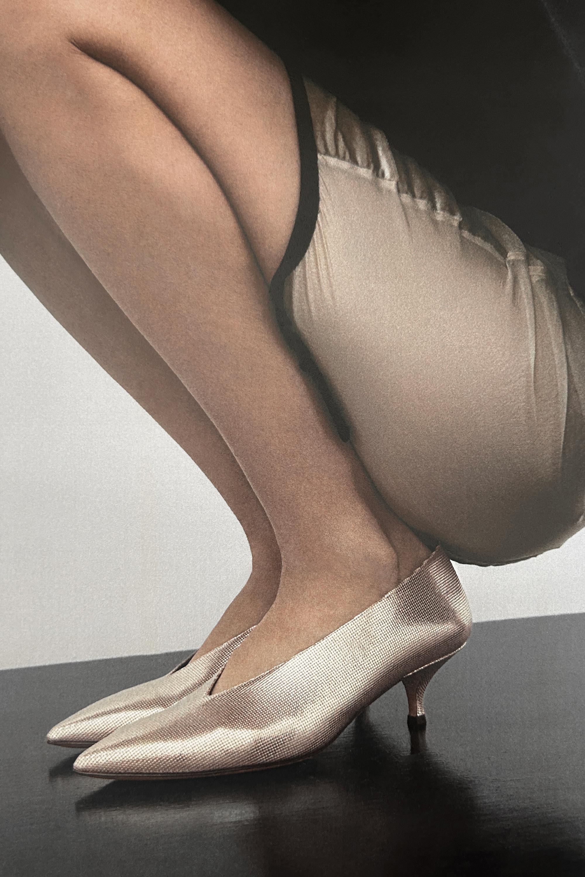 Veneto in Neutral Gold Disco